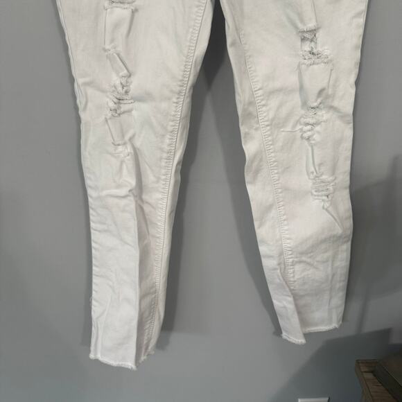 Ariya Jeans White Distressed Skinny Jeans Juniors Size 9 Women's Size 10 Spandex - Picture 3 of 7